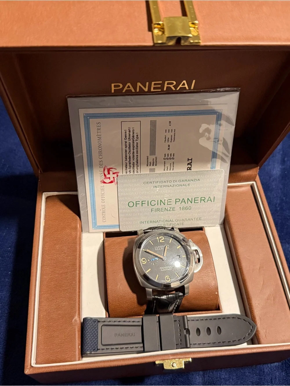 Panerai Luminor Gold Box with Gold Logo